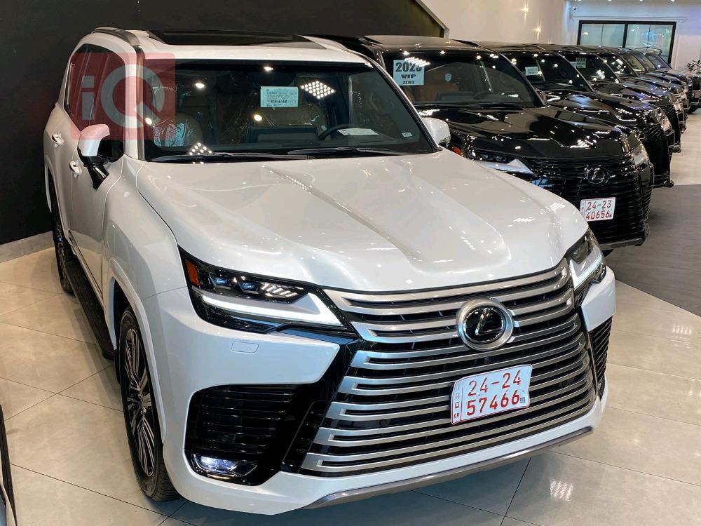 Lexus LX